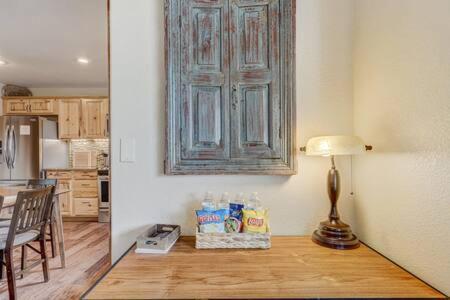 Cabin~Views~Heart Of Town~W&D~Fireplace~Kitchen Woodland Park Exteriör bild